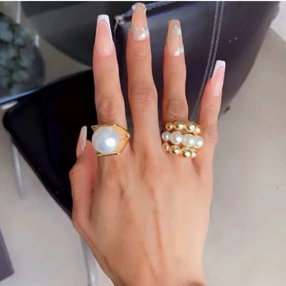 Baroque Pearl Gold Rings - Picture 5 of 11